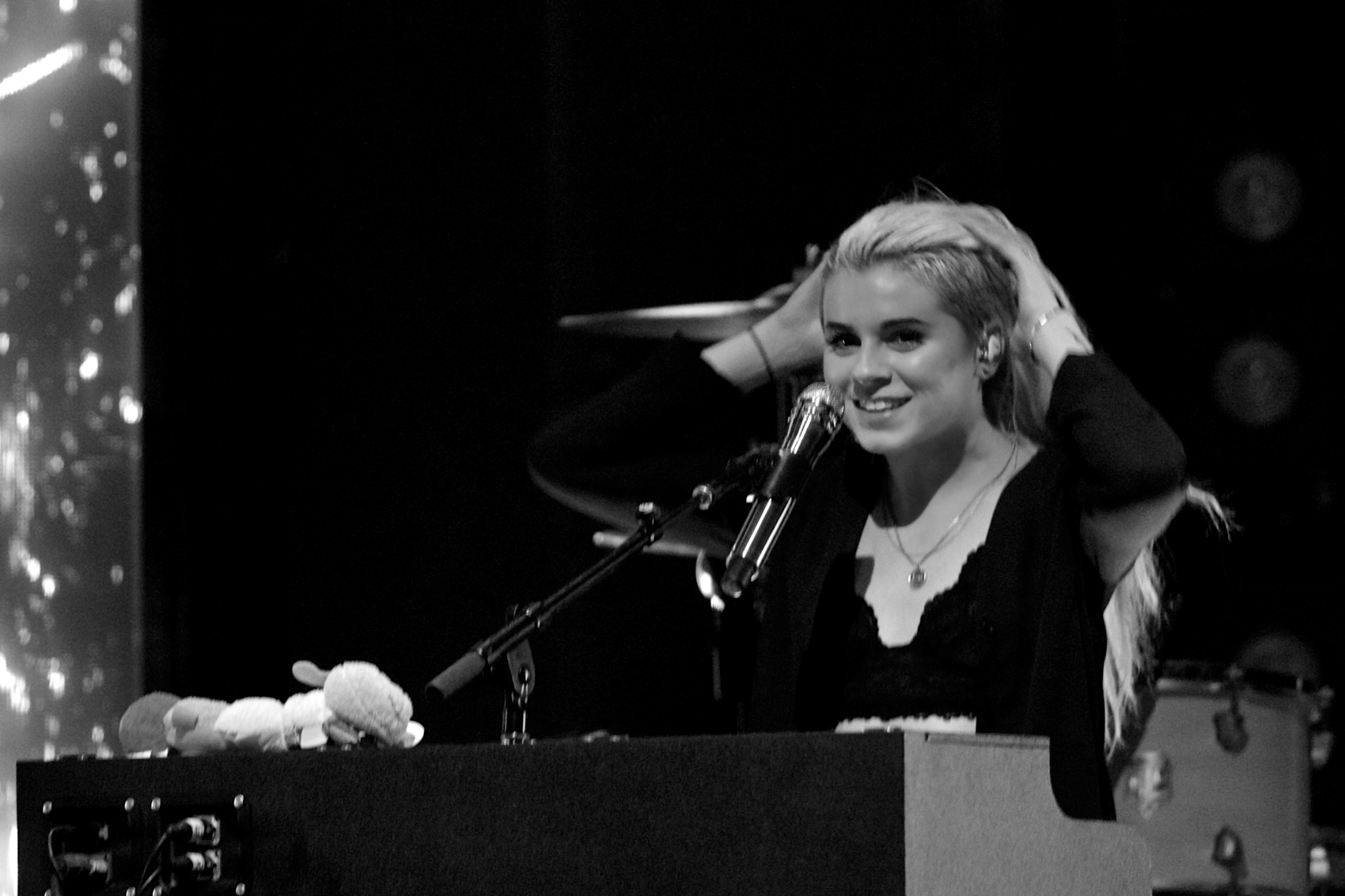 PVRIS
Electric Factory
Philadelphia, Pa
October 8, 2017

DerekBrad.com